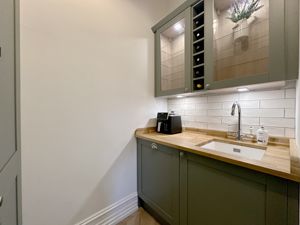 Kitchen - click for photo gallery